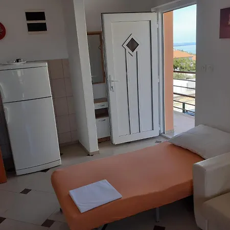 شقة Apartmani Drage *